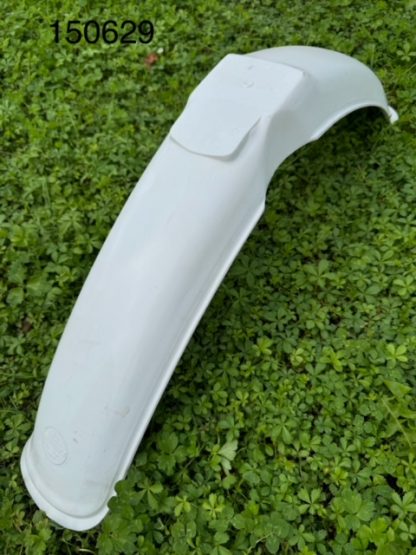 Guardabarros delantero de plastico blanco tipo Bultaco Frontera 74